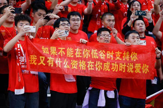 加时赛苦战无果！王霜精准挑传，邵子钦射门失良机，替补席唏嘘不已详情页展示图